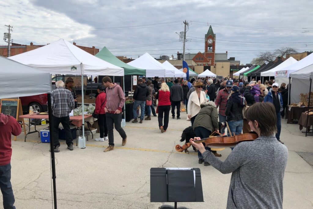 Collingwood Downtown Farmers’ Market