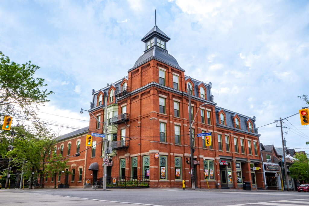 Cabbagetown - Winchester Hotel