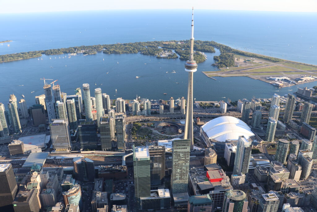 Tasty Tours Toronto - grand-chocolate-flight-helicopter-tour_VIEW