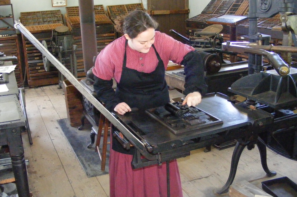 Lang Pioneer Village Museum