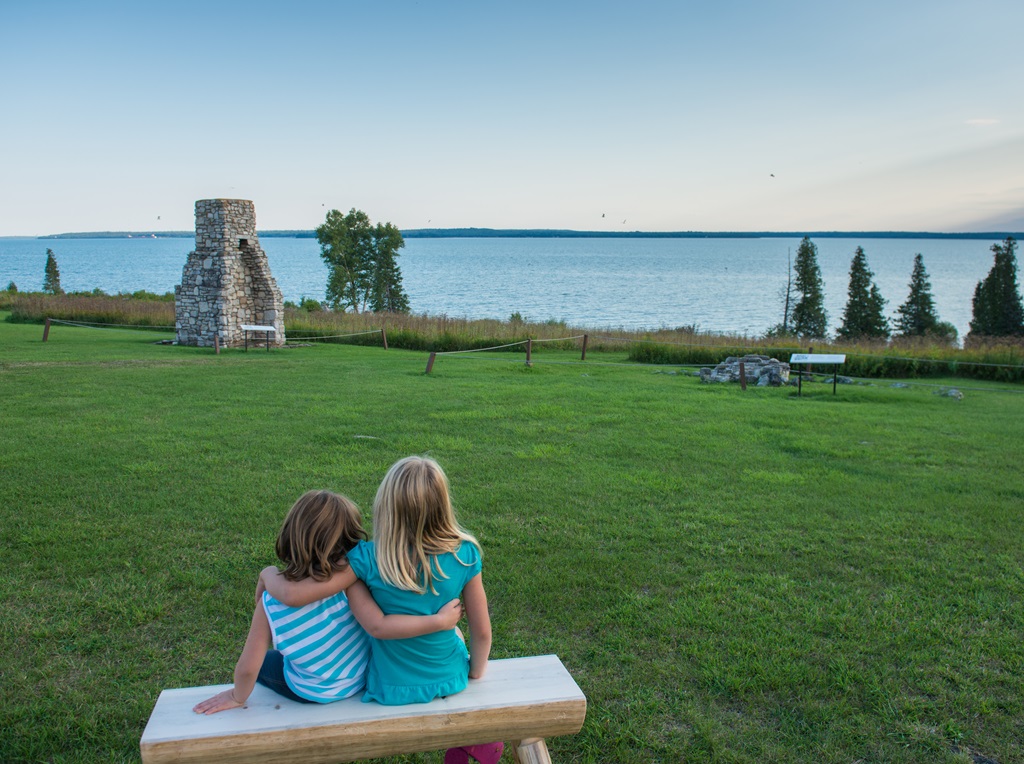 Fort St. Joseph National Historic Site - Children with the Ruins