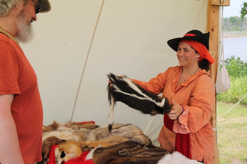 Fort S.t Joseph National Historic Site - Interpreter Showing Fur