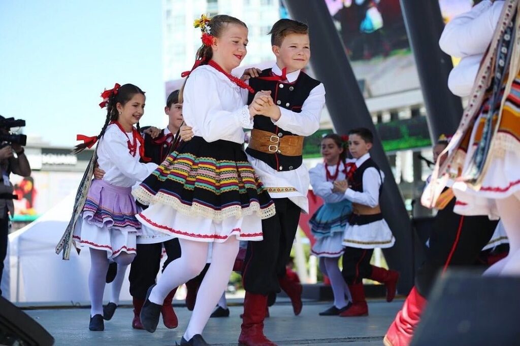 Dancing at the Mississauga Polish Day