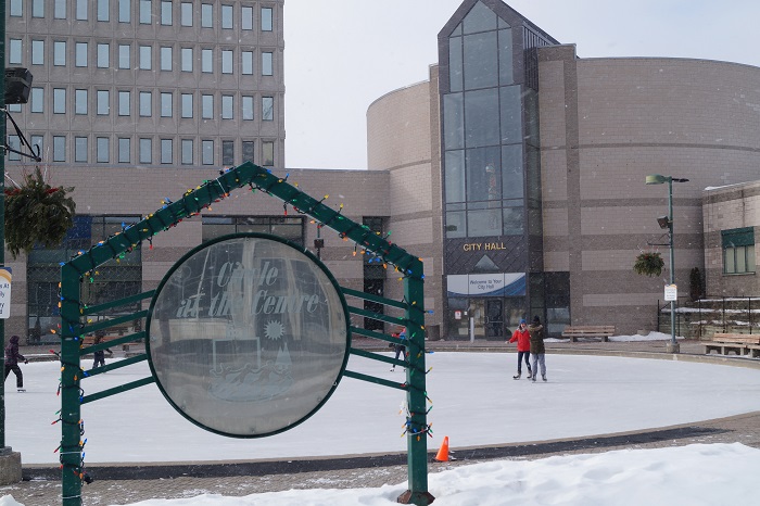 Barrie downtown skating rink