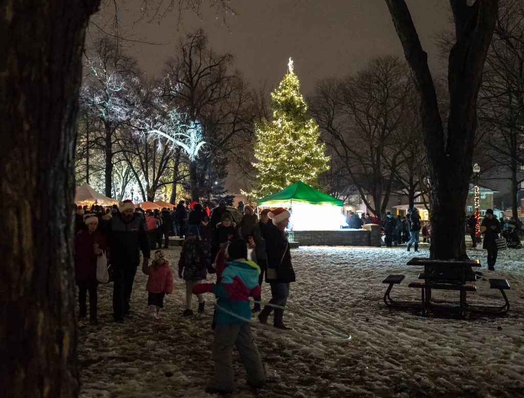 Oshawa’s Bright and Merry Market