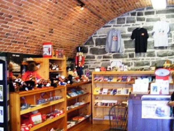 Fort Henry store