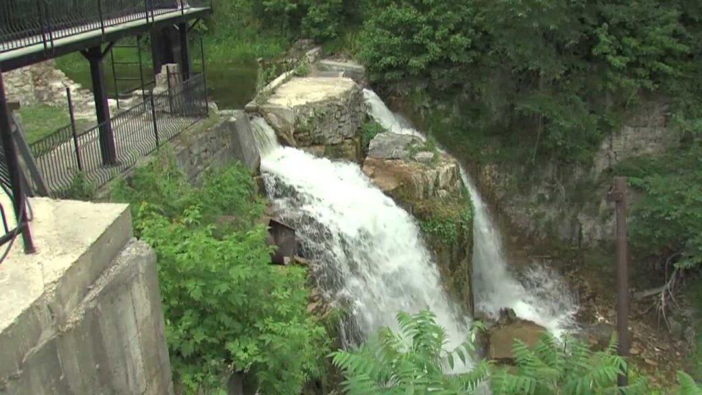 Ontario Waterfall - Walter's Falls