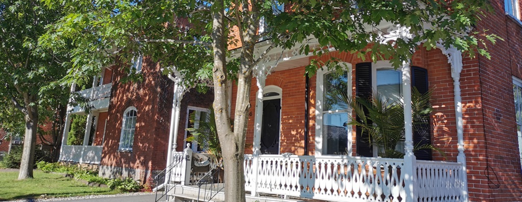 Gingerbread House, Vankleek Hill