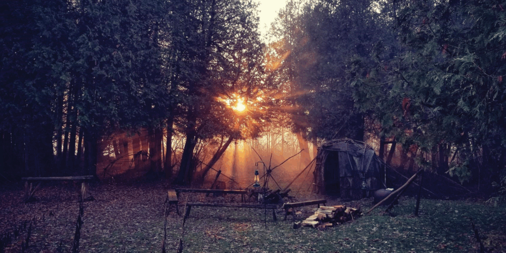Lang Pioneer Village Museum - • Aabnaabin Camp