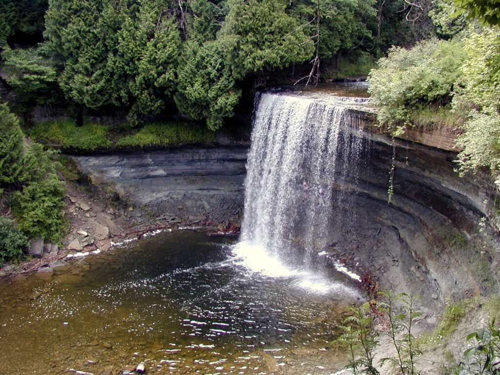 Bridal Veil Falls - Ontario’s Waterfalls and Fishways