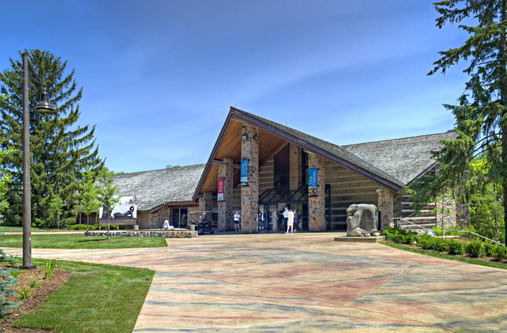 McMichael Canadian Art Collection - Vaughan Spring and Summer