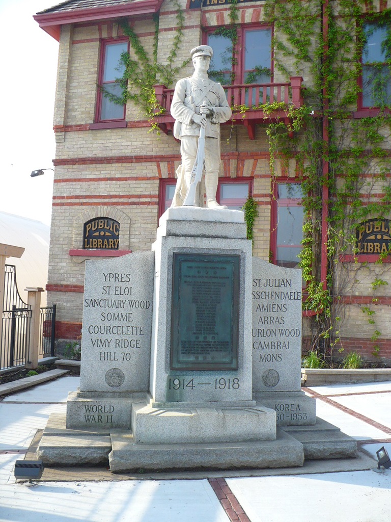 Uxbridge Cenotaph