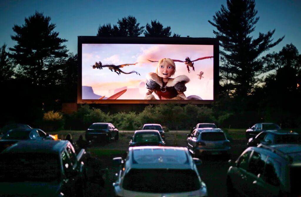 Drive-in Movies - Summer Activities in Ontario