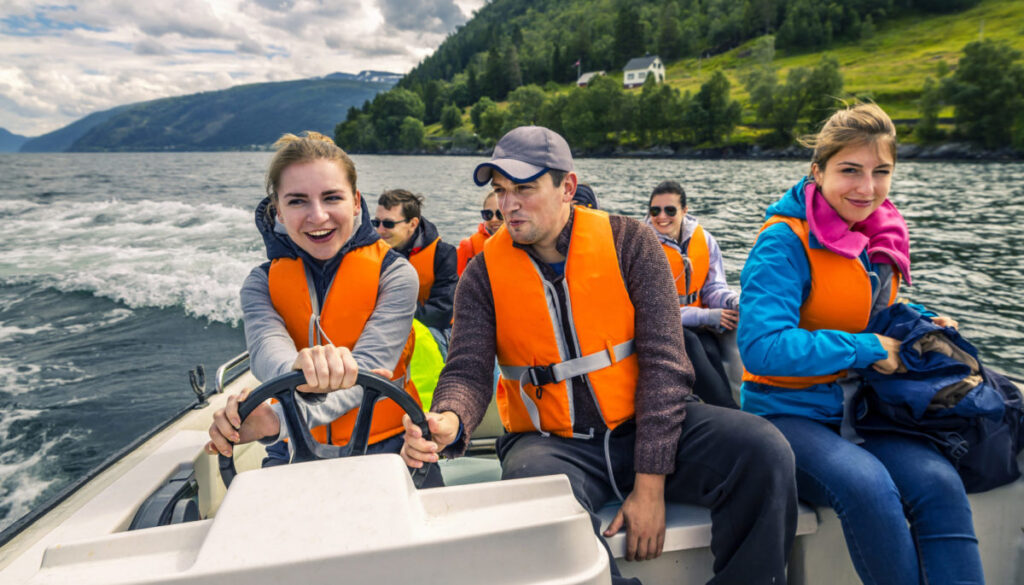 Life Jackets - Boating on Ontario Lakes