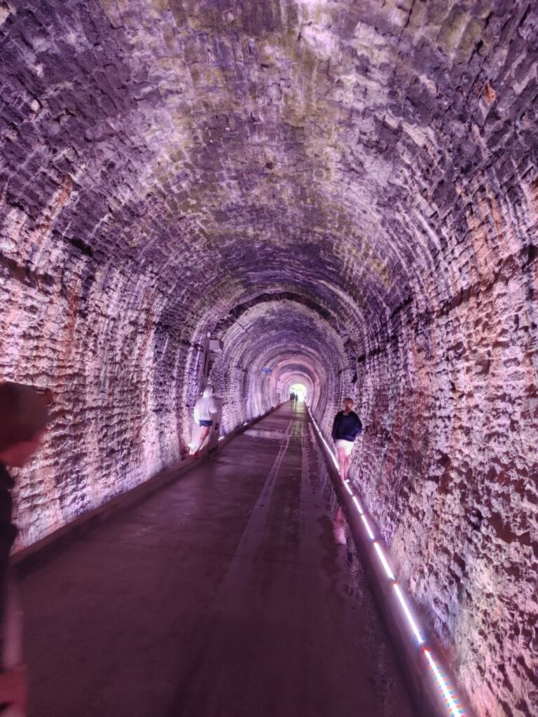 Tunnel Photo 1