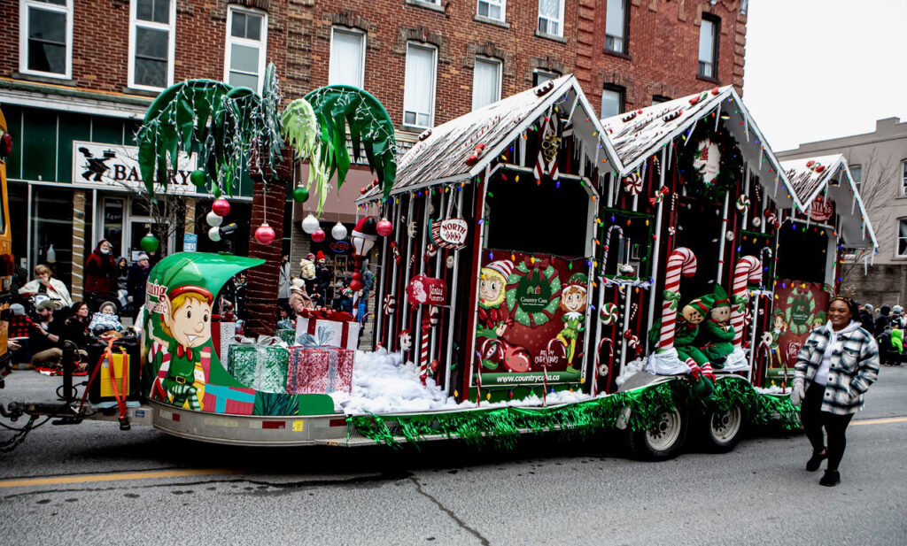 Uxbridge Santa Claus Parades